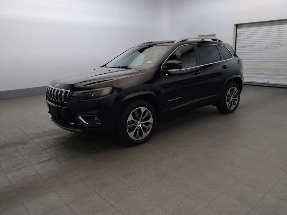 Used 2019 Jeep Cherokee Overland w/ Technology Group AWD/4WD image 2