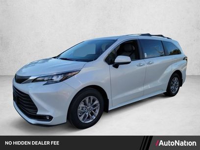 Used 2026 Toyota Sienna XLE