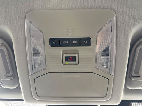 Certified 2025 Toyota RAV4 XLE FWD image 6