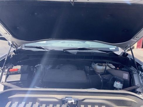 Used 2020 GMC Sierra 1500 SLT RWD image 23