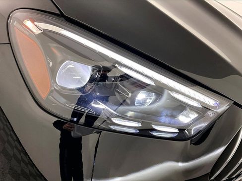 Used 2025 Mercedes-Benz GLE 53 AMG 4MATIC image 23