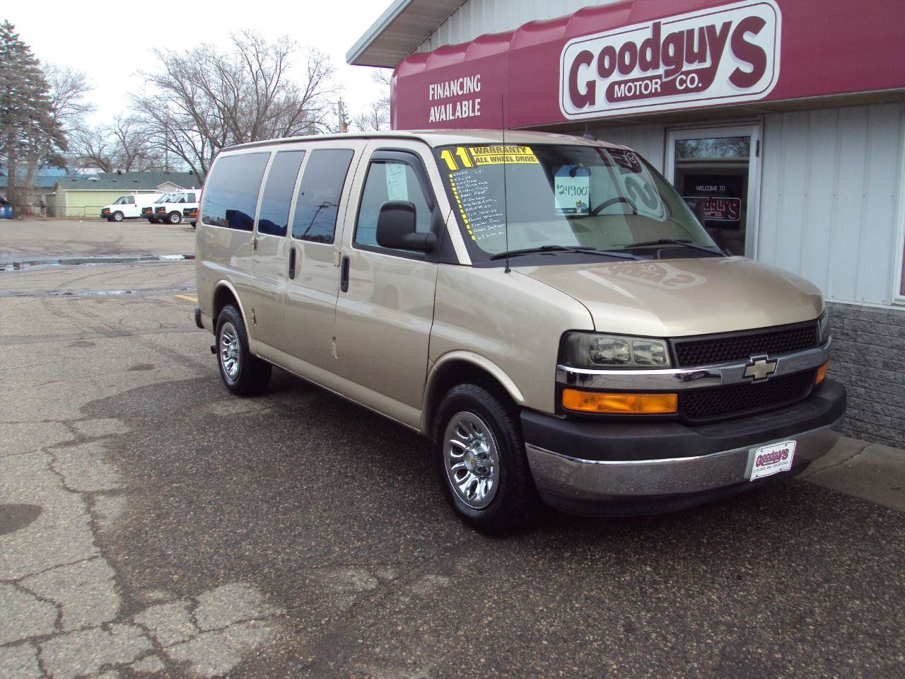 Used 2011 Chevrolet Express 1500 LT w/ LT Preferred Equipment Group AWD/4WD image 2
