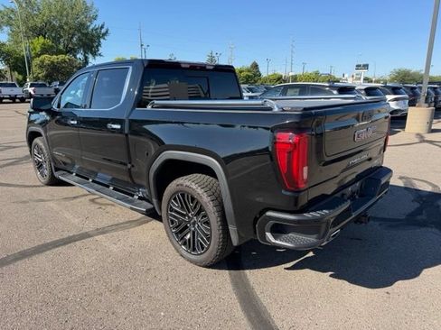 Used 2019 GMC Sierra 1500 Denali w/ Technology Package AWD/4WD image 10