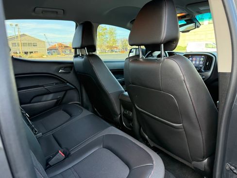 Used 2016 GMC Canyon SLE w/ All Terrain Package image 13