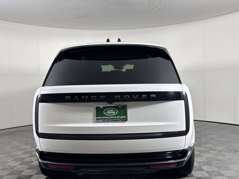 Used 2024 Land Rover Range Rover Long Wheelbase SE AWD/4WD image 11