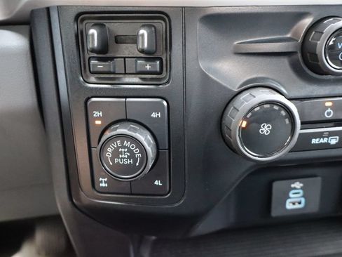 Used 2025 Ford F350 XLT w/ Tremor Off-Road Package AWD/4WD image 28