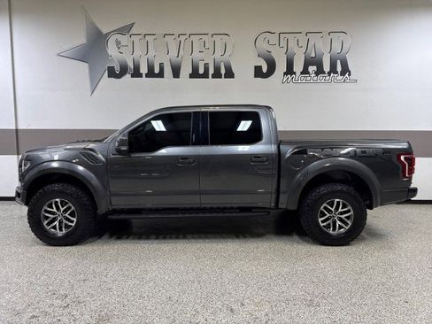 Used 2018 Ford F150 Raptor w/ Equipment Group 802A Luxury image 11