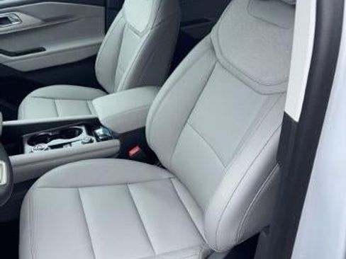 New 2026 Ford Explorer Active w/ Active Comfort Package AWD/4WD image 15