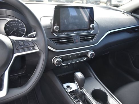 Used 2020 Nissan Altima 2.5 S image 9