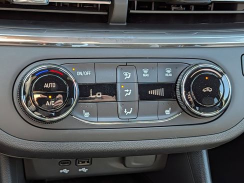 New 2026 Buick Envista Sport Touring w/ Convenience I Package FWD image 44