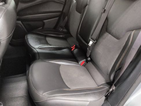 Certified 2021 Jeep Compass Latitude w/ Convenience Group image 20