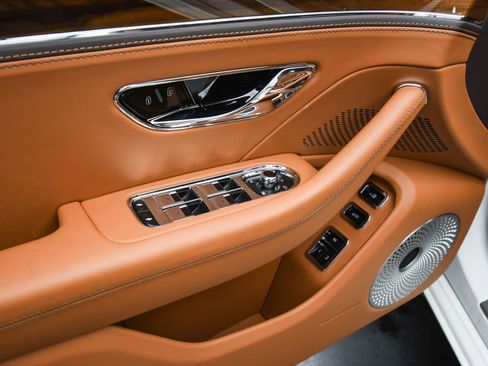 New 2026 Bentley Flying Spur image 41