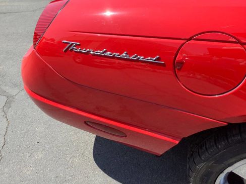 Used 2002 Ford Thunderbird Deluxe image 25
