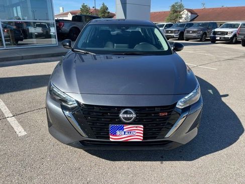 Used 2025 Nissan Sentra SR image 8