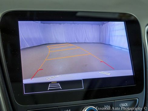 Used 2024 Chevrolet Malibu LT image 16