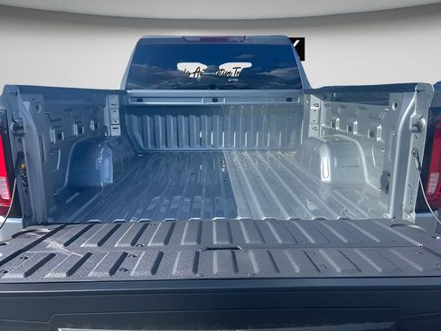 New 2026 GMC Sierra 1500 SLT AWD/4WD image 16