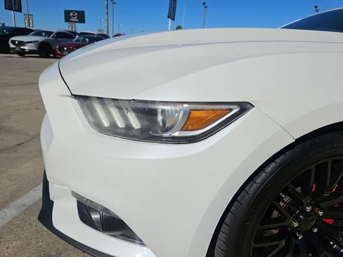 Used 2017 Ford Mustang GT Premium image 13