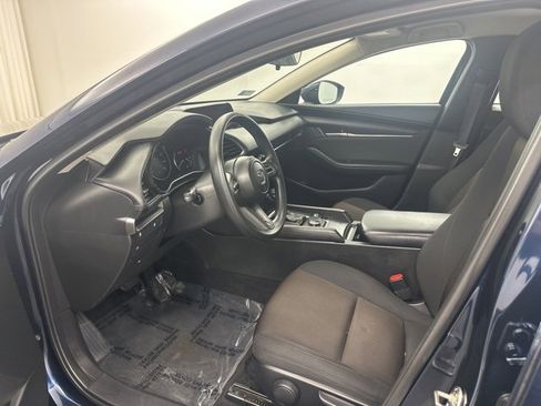 Used 2022 MAZDA MAZDA3 s image 13