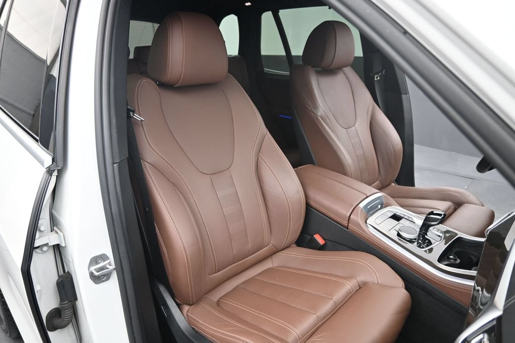 Used 2022 BMW X5 sDrive40i w/ Premium Package RWD image 22