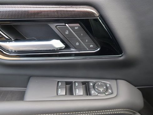 New 2026 GMC Yukon Elevation image 10