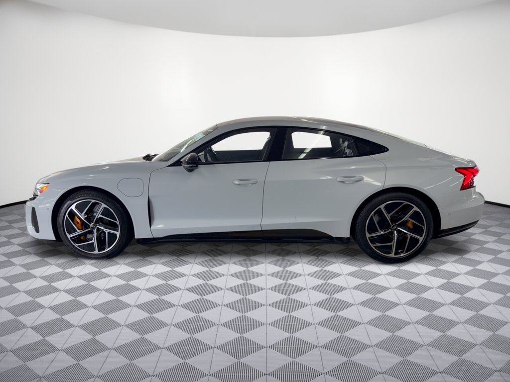Used 2024 Audi RS e-tron GT w/ Carbon Performance Package AWD/4WD image 2