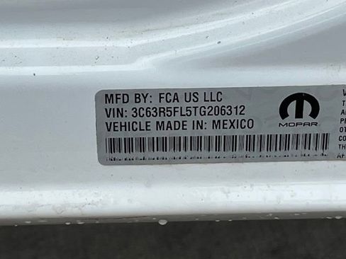 Used 2026 RAM 2500 Laramie AWD/4WD image 29