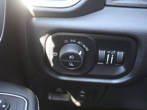 Used 2023 RAM 1500 Laramie image 26