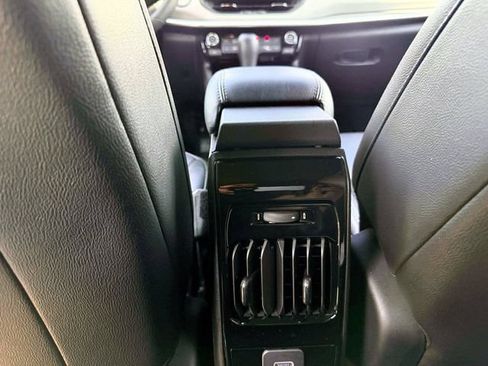 Used 2025 Jeep Compass Limited AWD/4WD image 13
