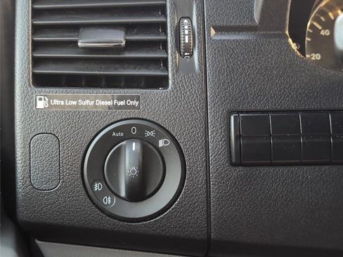 Used 2016 Mercedes-Benz Sprinter 3500 image 25