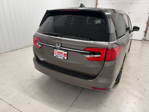 Used 2022 Honda Odyssey EX-L image 7