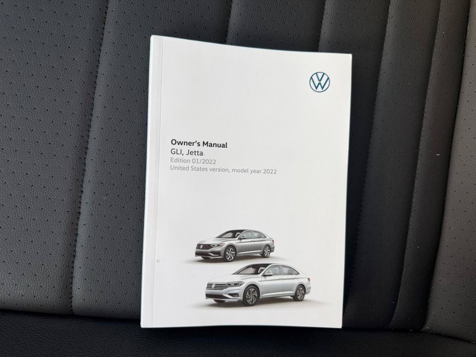 Certified 2022 Volkswagen Jetta SE FWD image 34