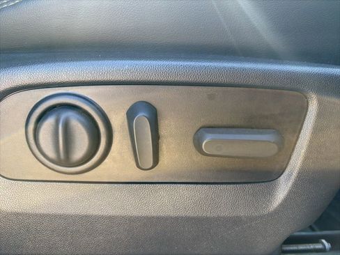 Used 2022 Chevrolet Silverado 2500 High Country w/ Z71 Off-Road Package image 42