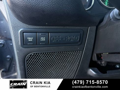 Used 2014 Jeep Wrangler Unlimited Rubicon w/ Connectivity Group image 13