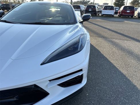 Used 2023 Chevrolet Corvette Stingray Premium Conv w/ Z51 Performance Package image 8