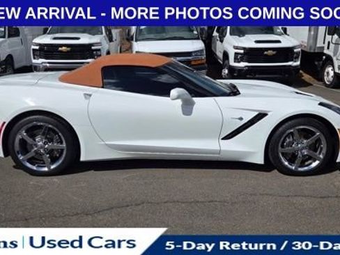 Used 2015 Chevrolet Corvette Stingray w/ 2LT Preferred Equipment Group image 9