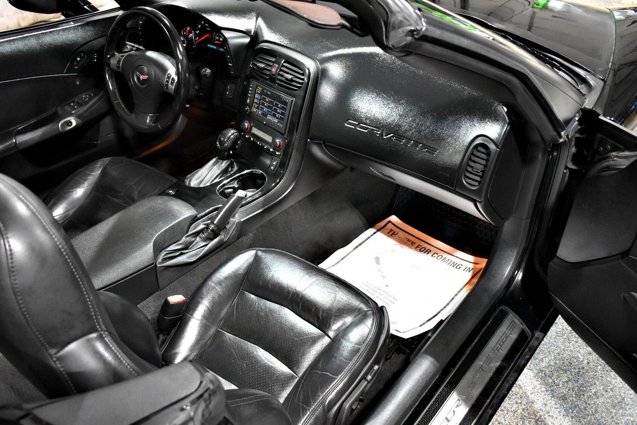 Used 2009 Chevrolet Corvette Convertible w/ Preferred Equipment Group RWD image 35