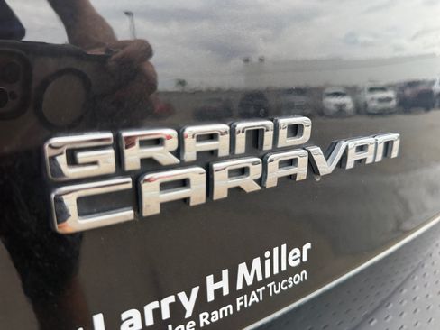 Used 2018 Dodge Grand Caravan GT FWD image 30