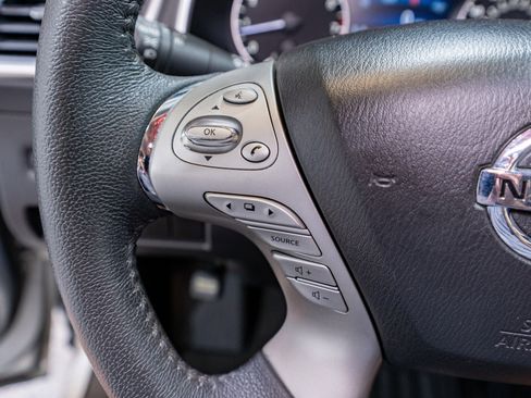 Used 2016 Nissan Murano SV FWD image 23