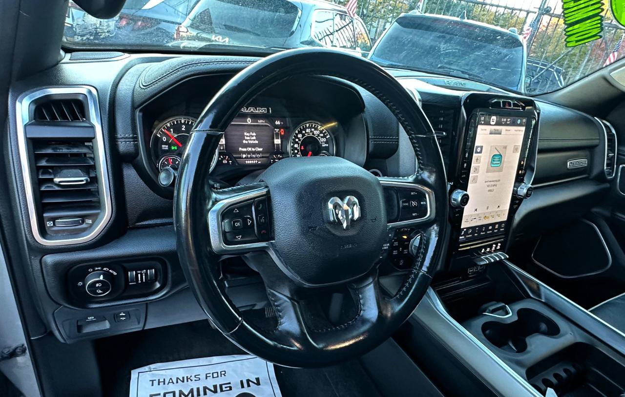 Used 2023 RAM 1500 Laramie AWD/4WD image 8