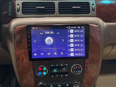 Used 2011 Chevrolet Tahoe LT AWD/4WD image 17
