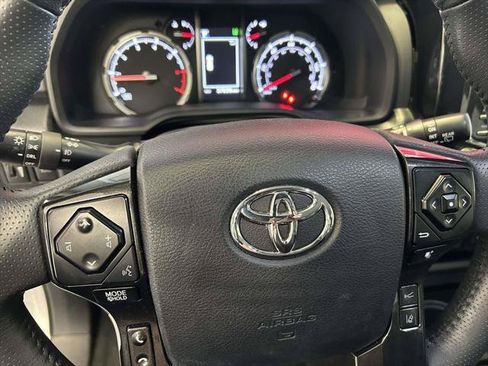 Certified 2024 Toyota 4Runner TRD Off-Road AWD/4WD image 24