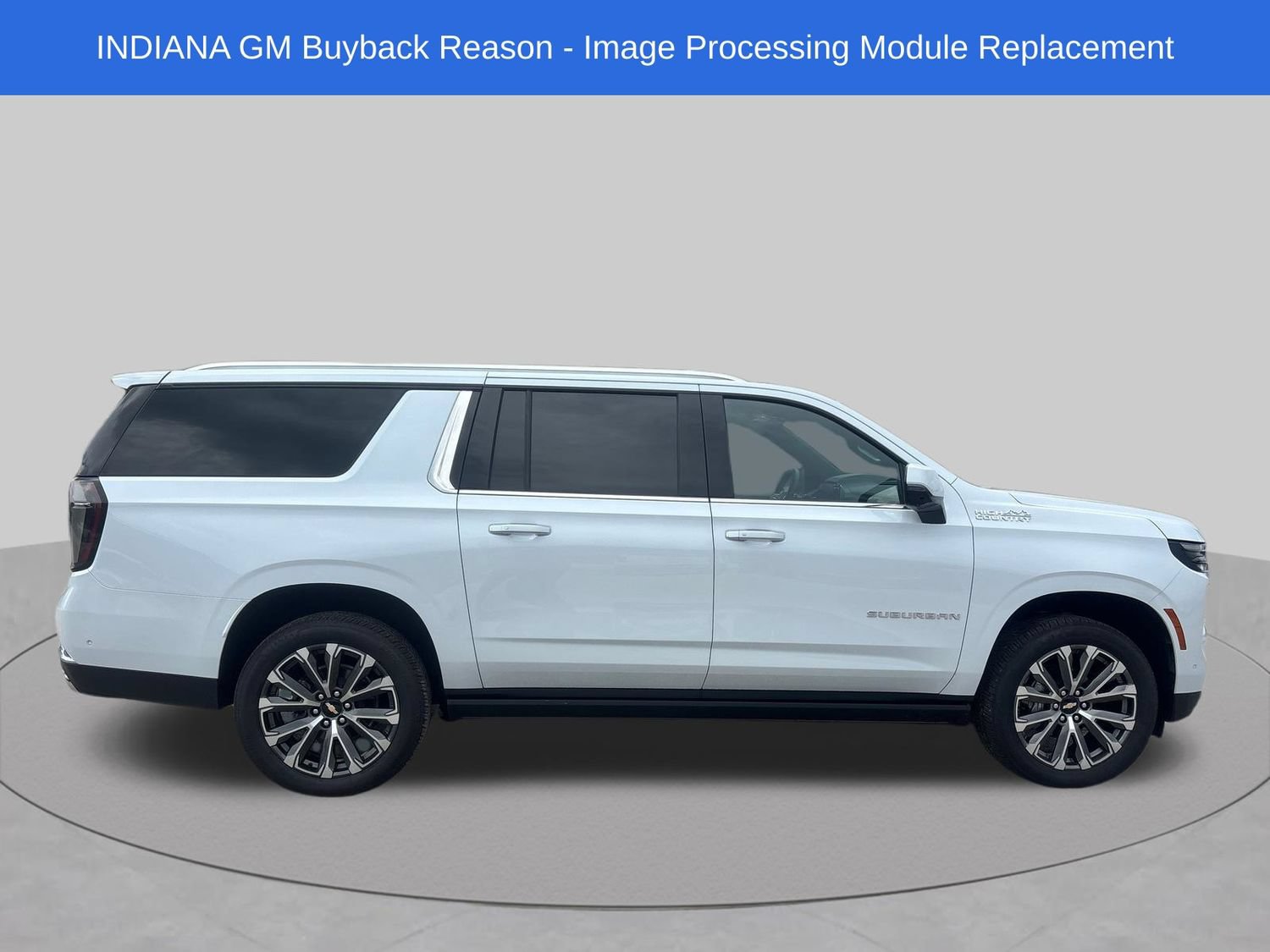 Used 2026 Chevrolet Suburban High Country AWD/4WD image 6
