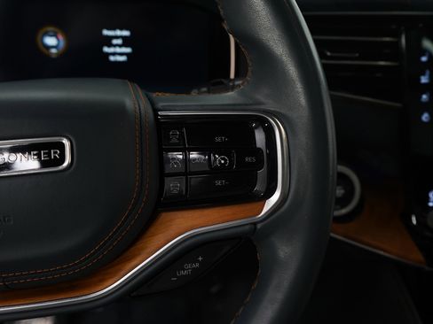 Used 2022 Jeep Grand Wagoneer Series II w/ Premium Group II image 24