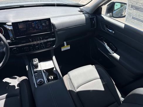 New 2026 Nissan Pathfinder SL AWD/4WD image 19