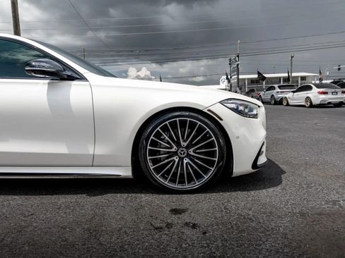 Used 2022 Mercedes-Benz S 580 4MATIC Sedan w/ Warmth & Comfort Package image 12