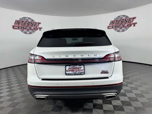 Used 2023 Lincoln Nautilus Reserve image 6