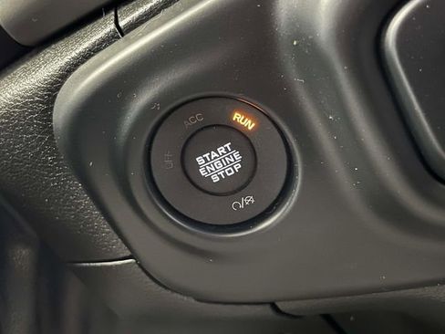 Used 2019 Jeep Wrangler Unlimited Sport S image 24