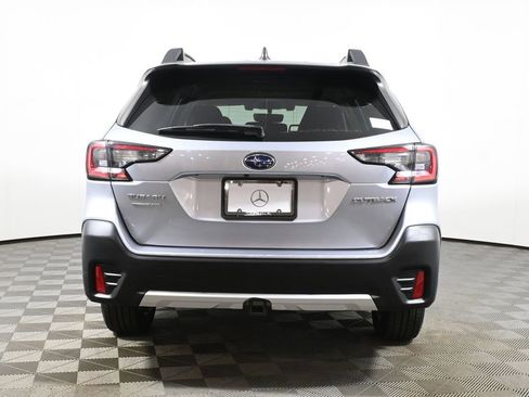 Used 2022 Subaru Outback Limited AWD/4WD image 6