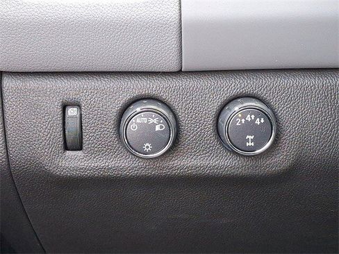 Used 2021 Chevrolet Colorado W/T w/ WT Convenience Package image 23