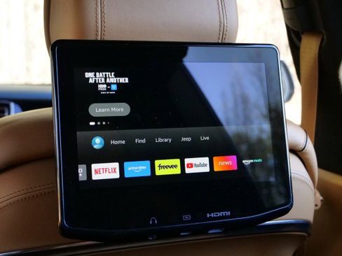 Used 2022 Jeep Grand Wagoneer Series III w/ Rear Seat Video Group 1 image 33